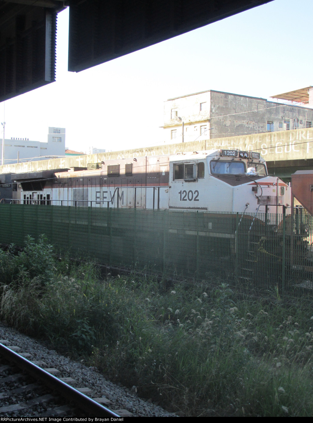 EFVM 1202